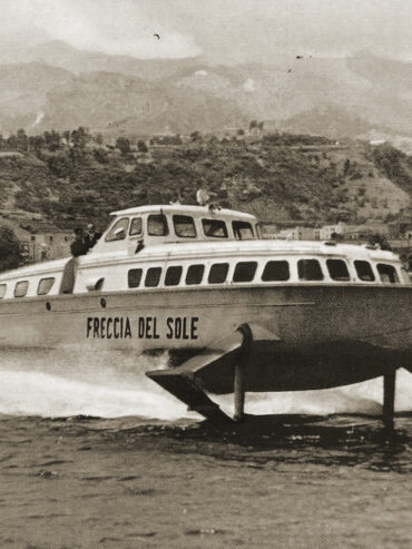 Freccia Del Sole - First Hydrofoil to go into service in Messina, Sicily
